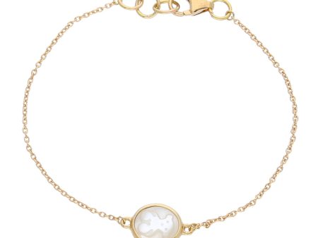 Pulsera para niña eslabón cruzado motivo oso con madre perla en oro amarillo 18 kilates. Sale