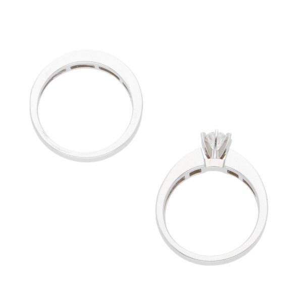 Alianza dos piezas hechura especial con diamantes en oro blanco 14 kilates. Discount